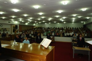 Vista parcial do plenário e Galeria da Câmara